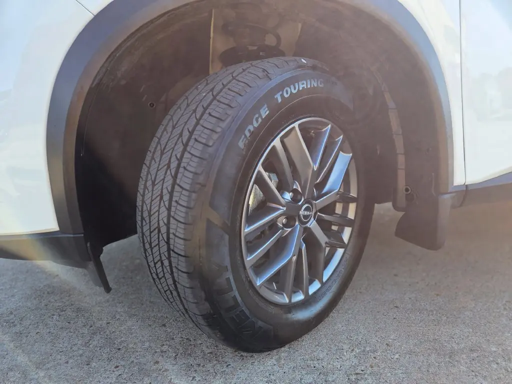 2024 Nissan Rogue - $17,707