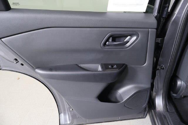 2024 Nissan Rogue - $18,400