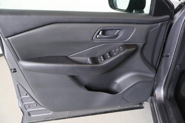 2024 Nissan Rogue - $18,400