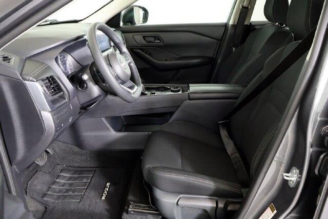 2024 Nissan Rogue - $18,400