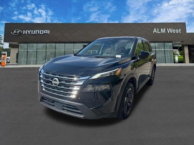 Photo of a 2025 Nissan Rogue SV 4DR Crossover for sale