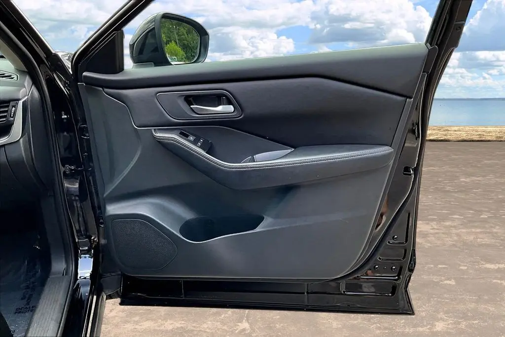 2025 Nissan Rogue - $23,300