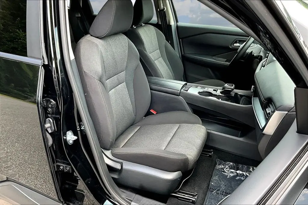 2025 Nissan Rogue - $23,300