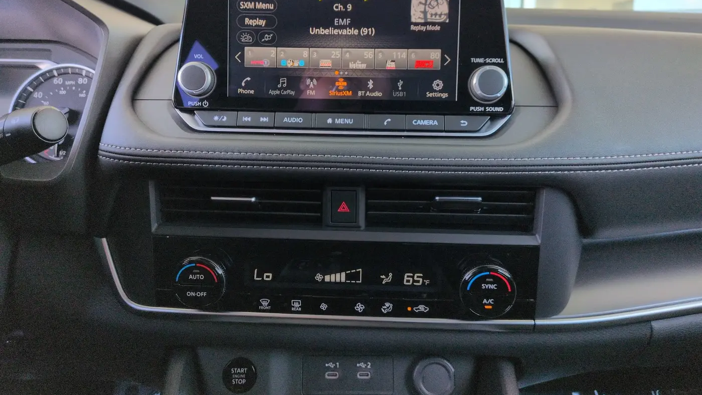 2026 Nissan Rogue SV