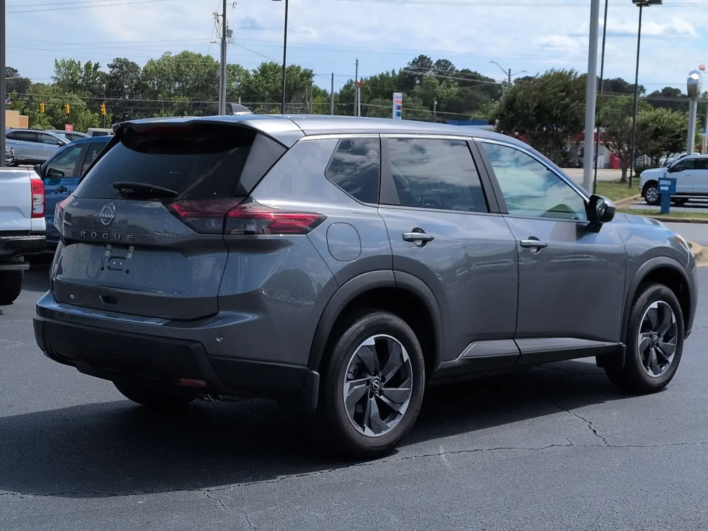 2026 Nissan Rogue - $27,689