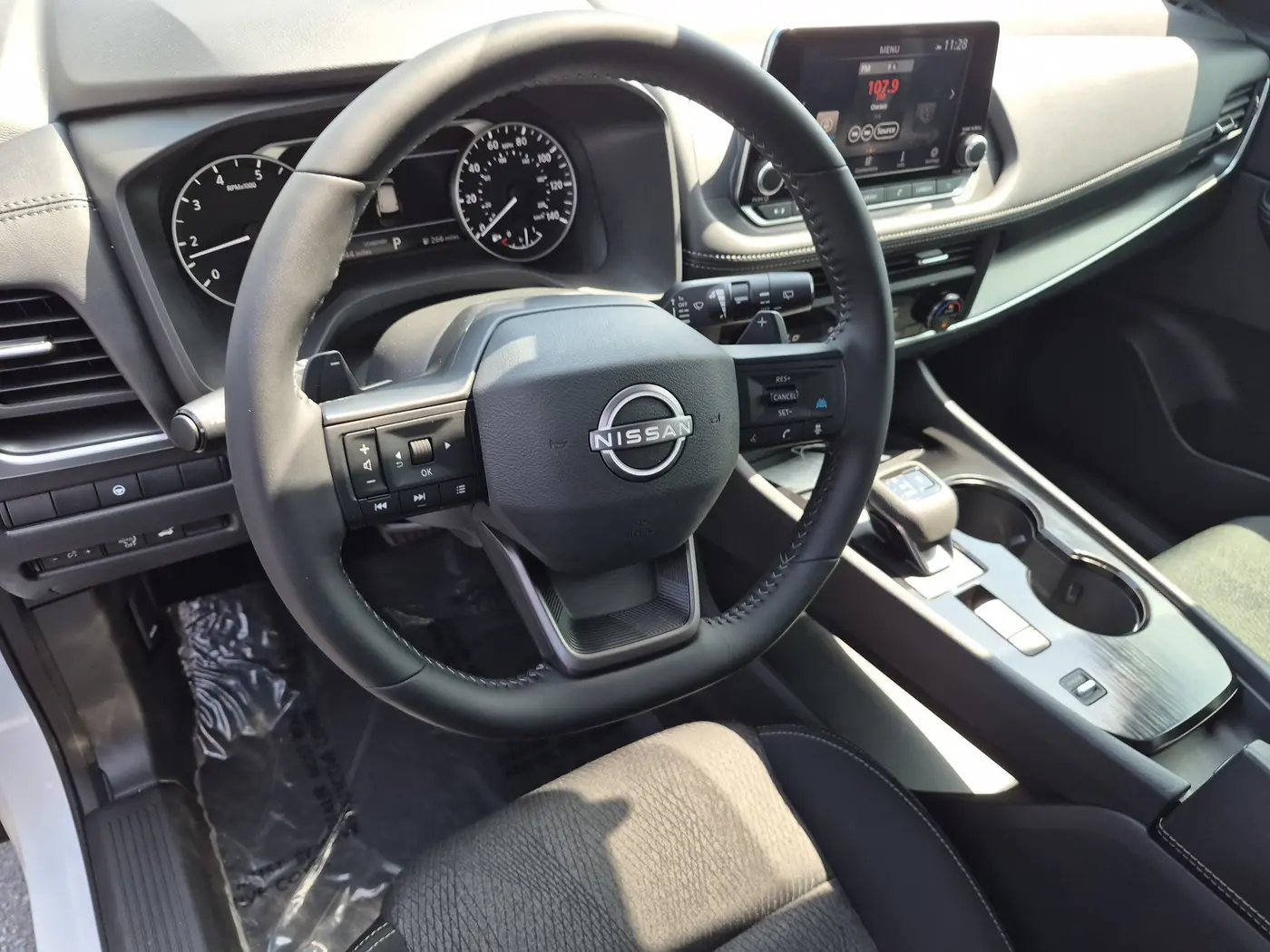 2026 Nissan Rogue - $25,600