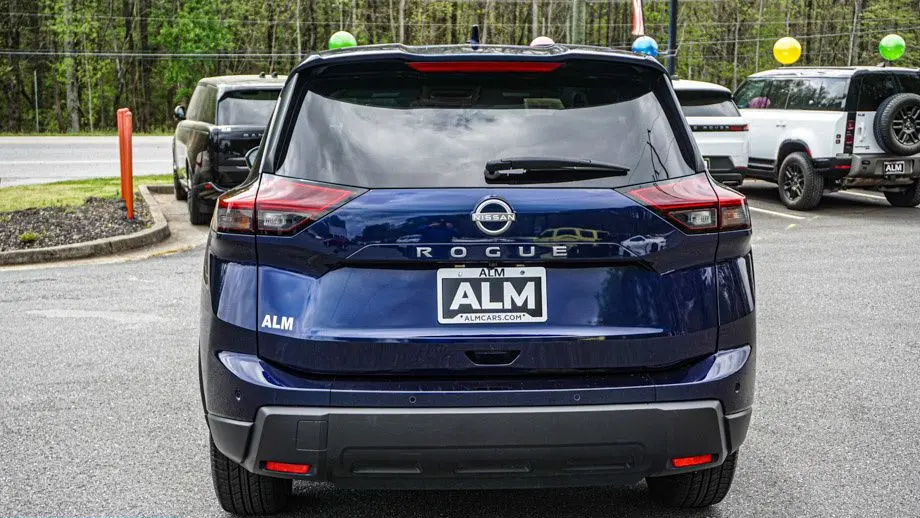 2025 Nissan Rogue SV
