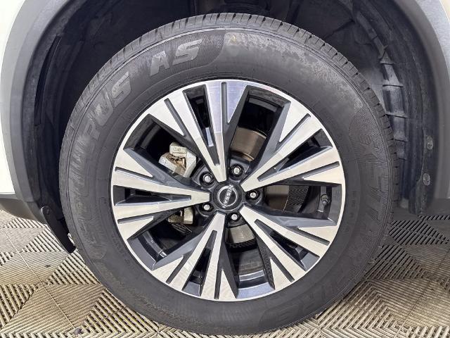 2023 Nissan Rogue - $18,500