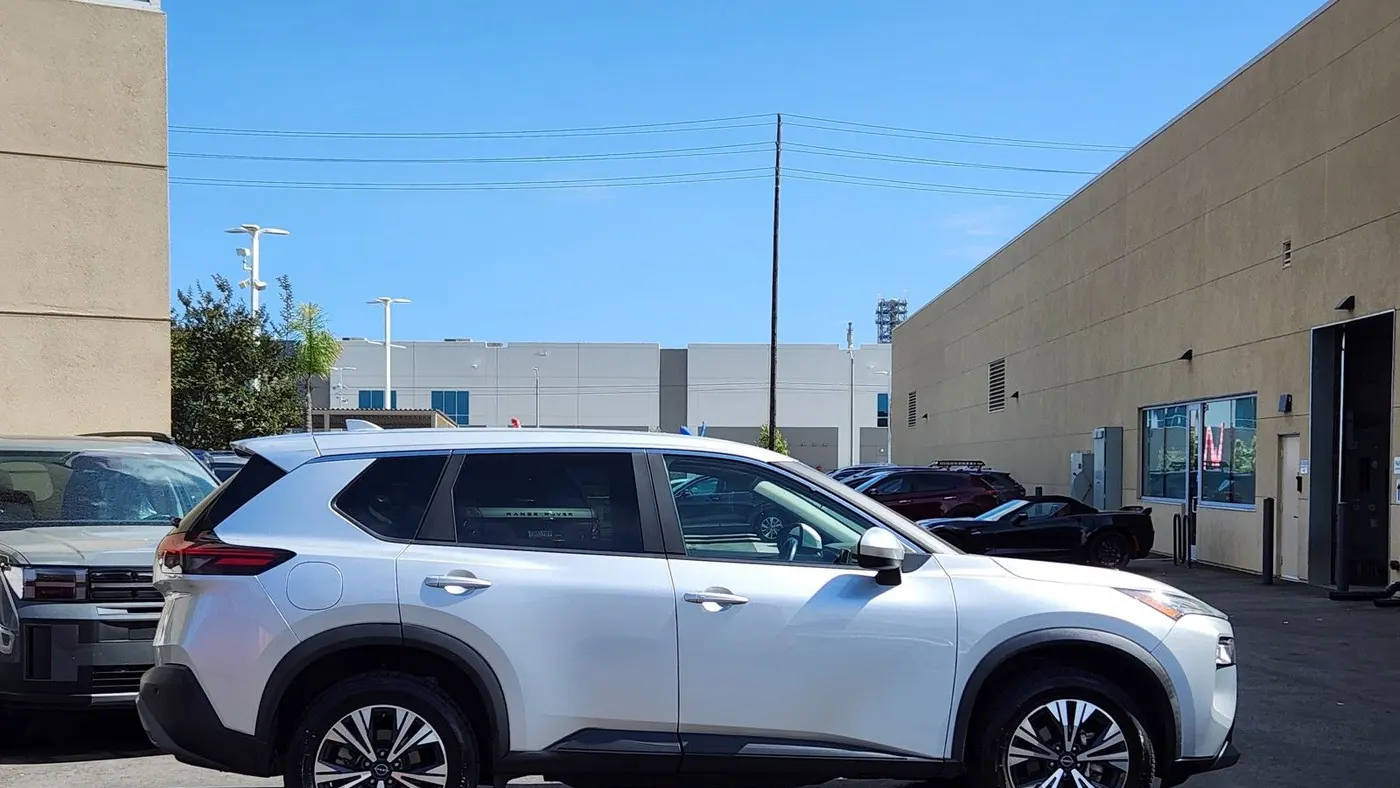 2023 Nissan Rogue SV