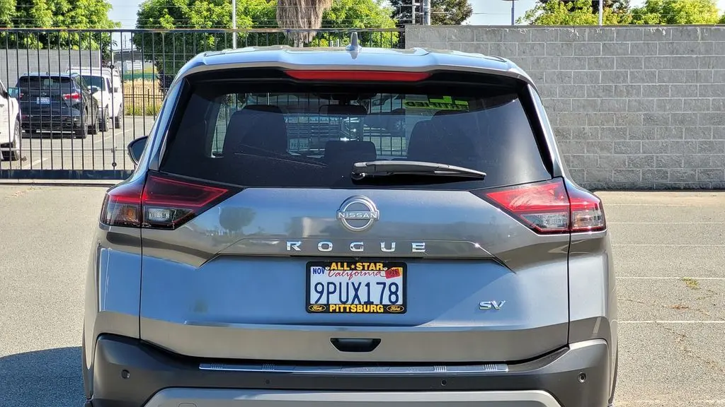 2022 Nissan Rogue SV