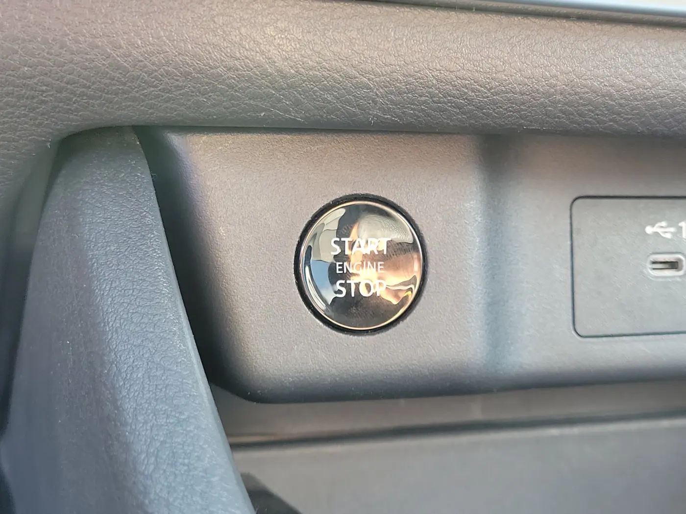2024 Nissan Rogue - $21,594