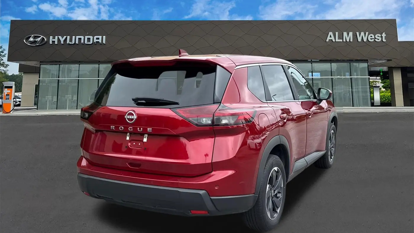 2025 Nissan Rogue SV