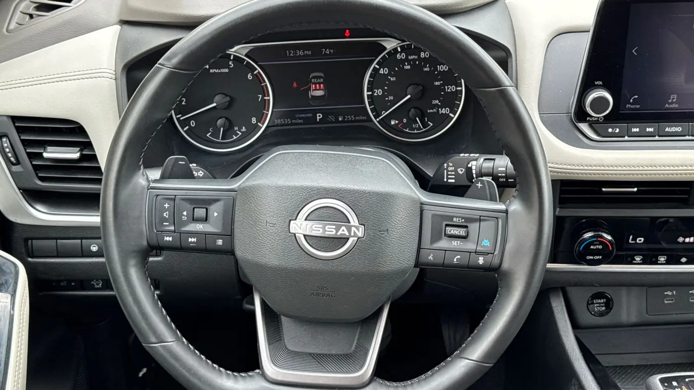 2025 Nissan Rogue SV