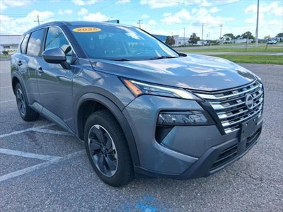 2025 Nissan Rogue SV 4DR Crossover