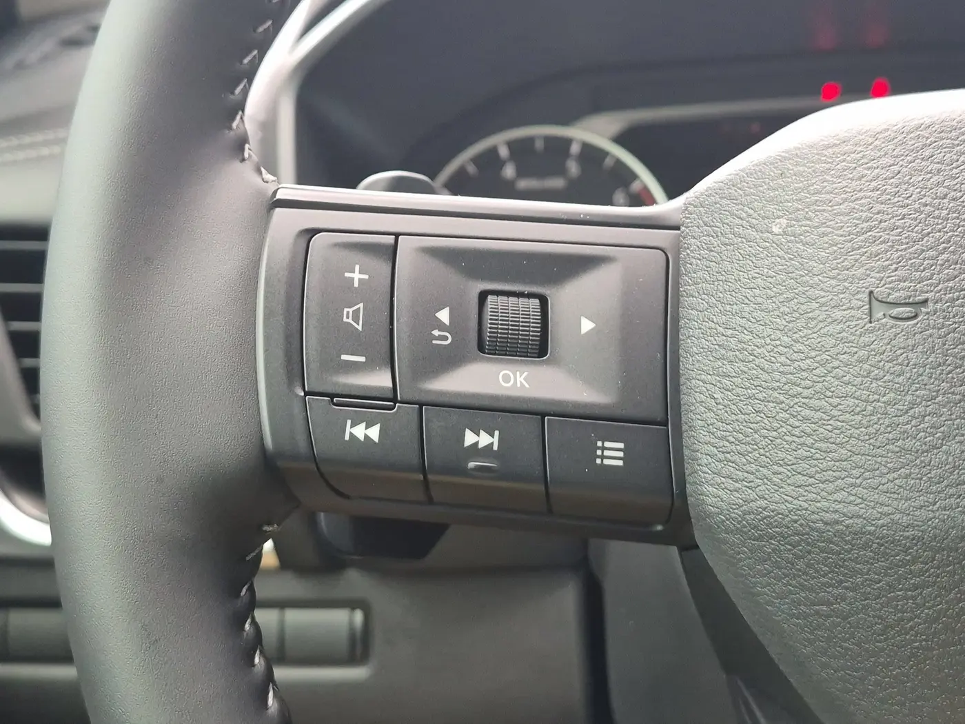 2026 Nissan Rogue - $25,499