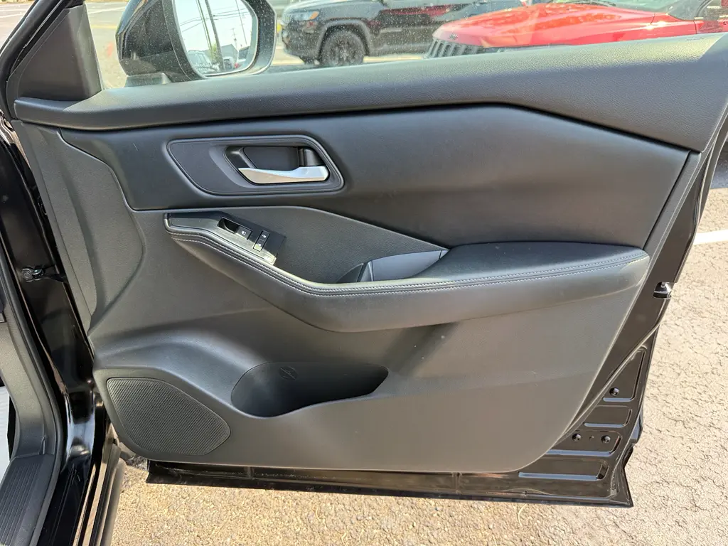 2024 Nissan Rogue - $19,998