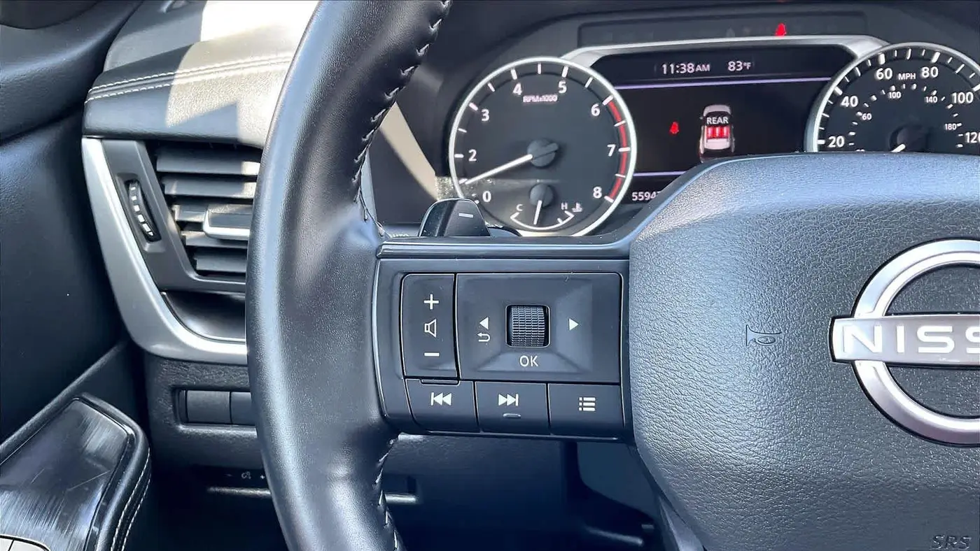 2025 Nissan Rogue SV