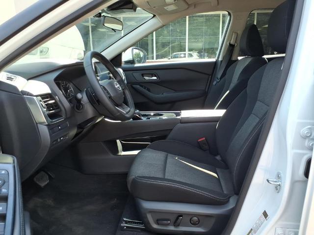 2025 Nissan Rogue - $25,990