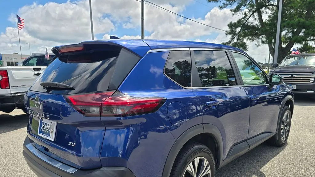 2022 Nissan Rogue SV