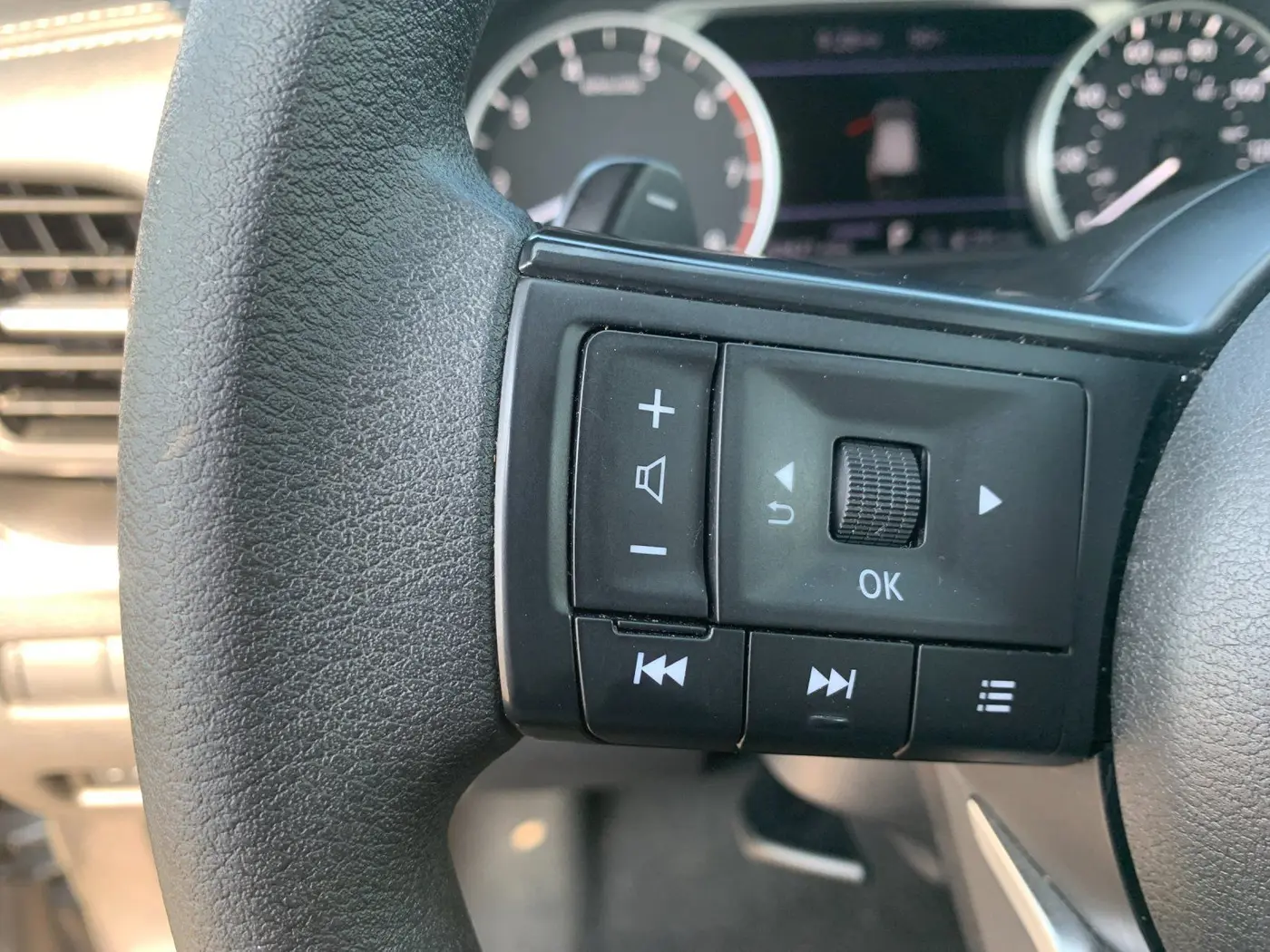 2024 Nissan Rogue - $19,888