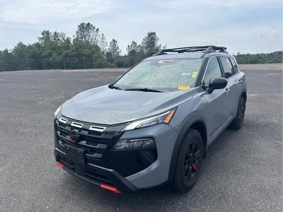 Photo of a 2025 Nissan Rogue AWD SV 4DR Crossover for sale