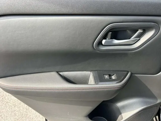 2025 Nissan Rogue - $27,680