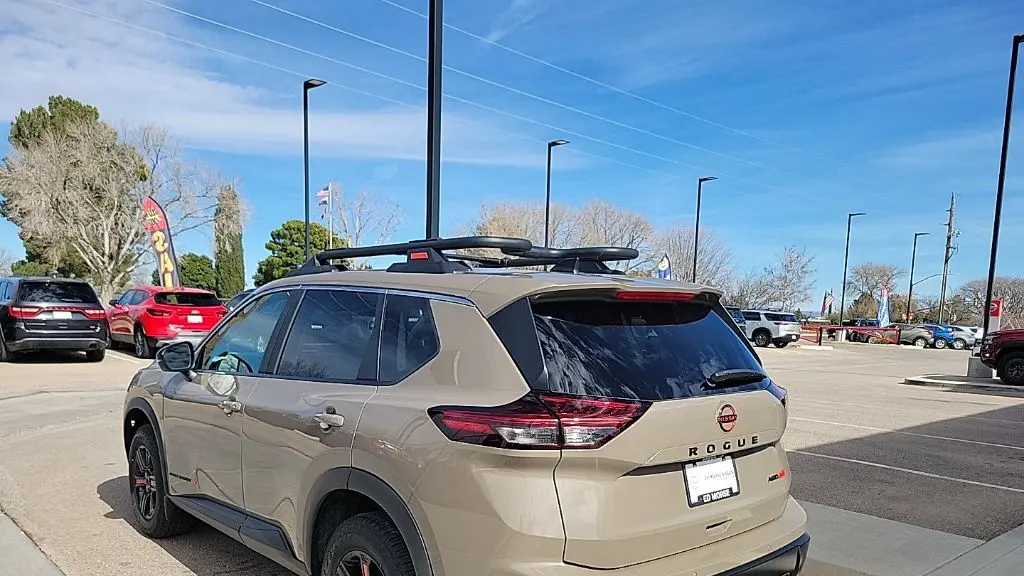 2026 Nissan Rogue Rock Creek