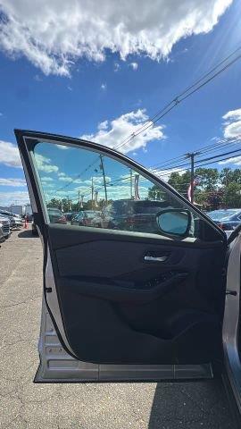 2023 Nissan Rogue - $13,297