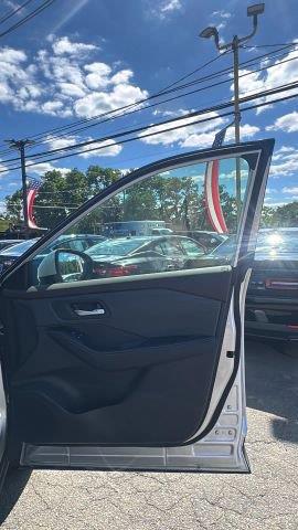 2023 Nissan Rogue - $13,297