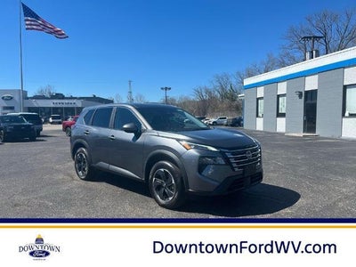 Photo of a 2025 Nissan Rogue AWD SV 4DR Crossover for sale
