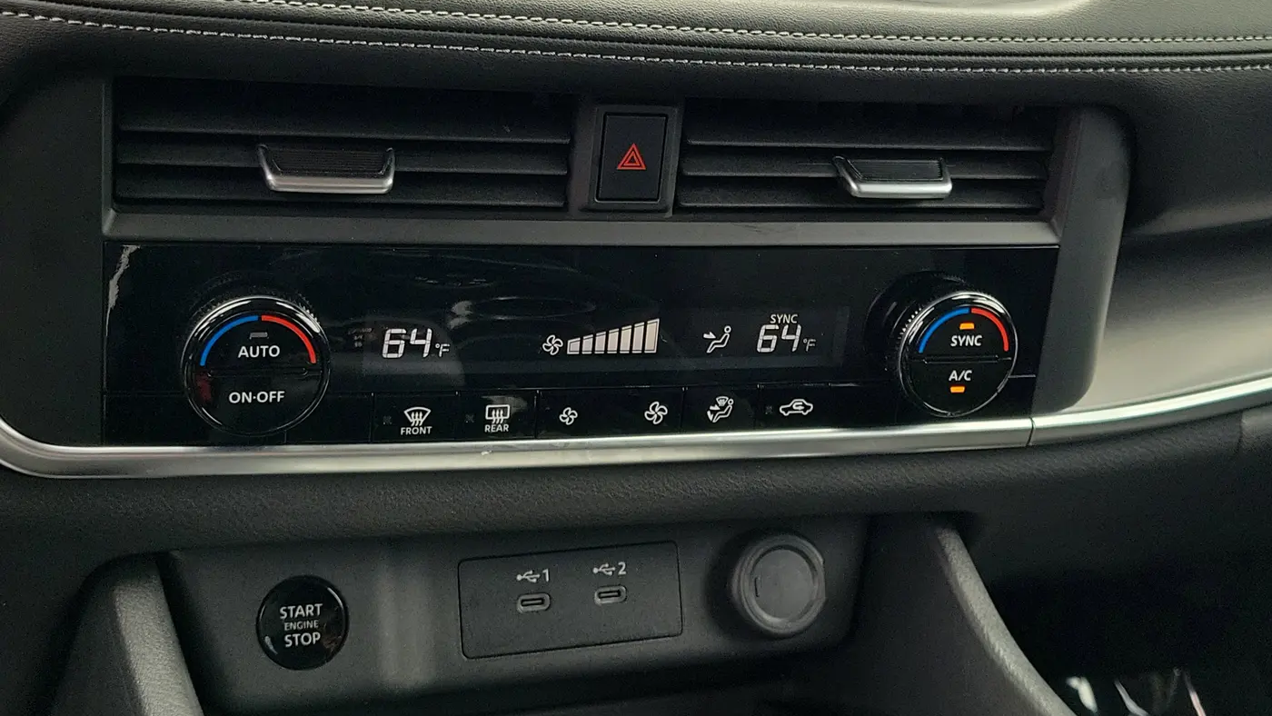 2025 Nissan Rogue SV