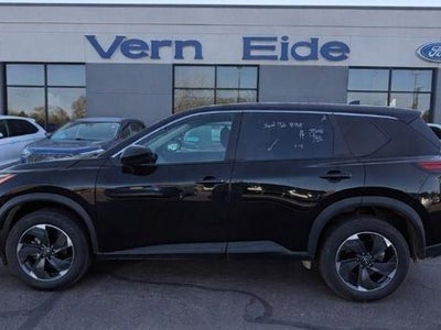 Photo of a 2025 Nissan Rogue AWD SV 4DR Crossover for sale