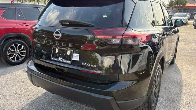 2024 Nissan Rogue SV
