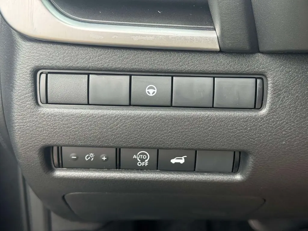 2026 Nissan Rogue - $27,595