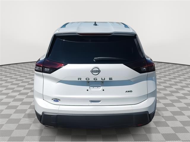 2026 Nissan Rogue - $32,900