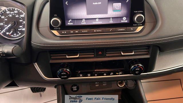 2025 Nissan Rogue SV