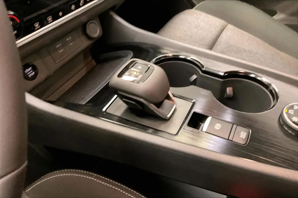 2026 Nissan Rogue - $26,220