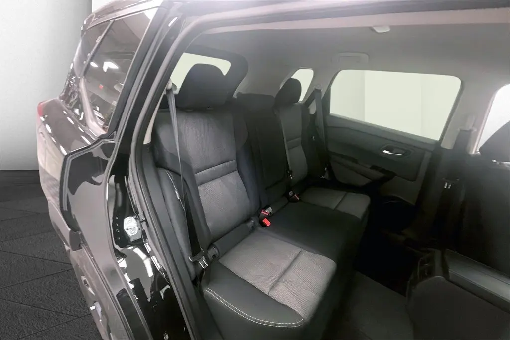 2026 Nissan Rogue - $26,220