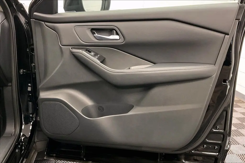 2026 Nissan Rogue - $26,220