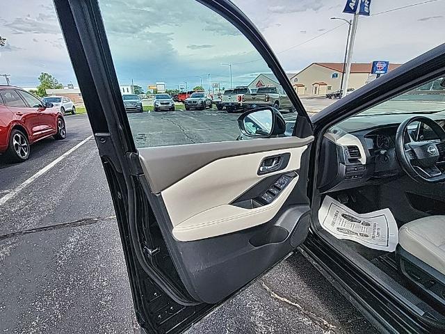 2025 Nissan Rogue - $19,995