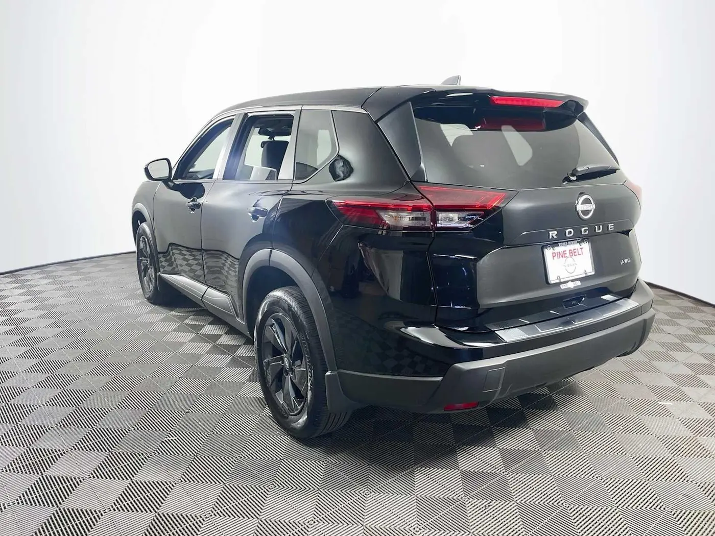 2026 Nissan Rogue - $32,995