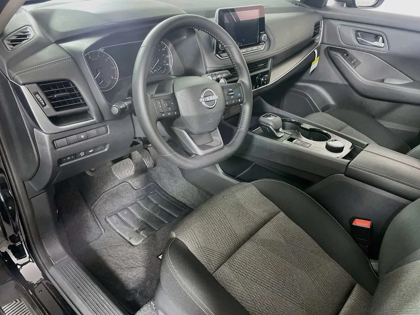 2026 Nissan Rogue - $32,995