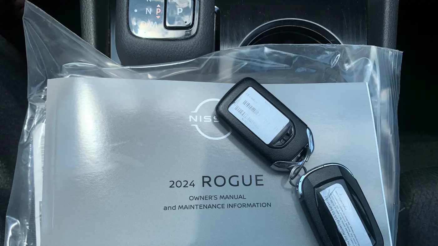 2024 Nissan Rogue SV