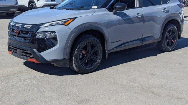 2025 Nissan Rogue Rock Creek