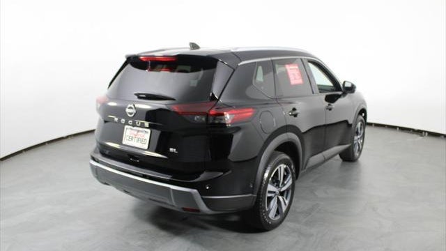 2026 Nissan Rogue SL