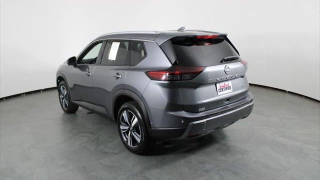 2026 Nissan Rogue SL