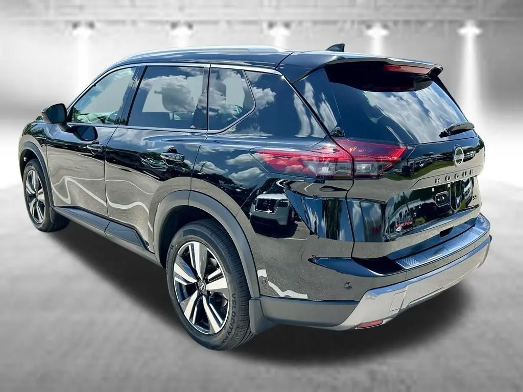 2024 Nissan Rogue - $25,496