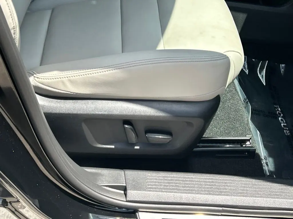 2024 Nissan Rogue - $25,496