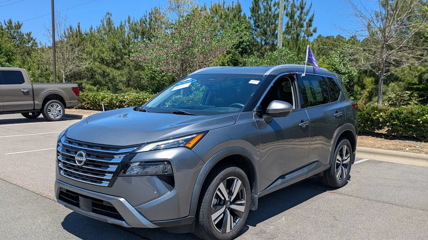 2024 Nissan Rogue SL