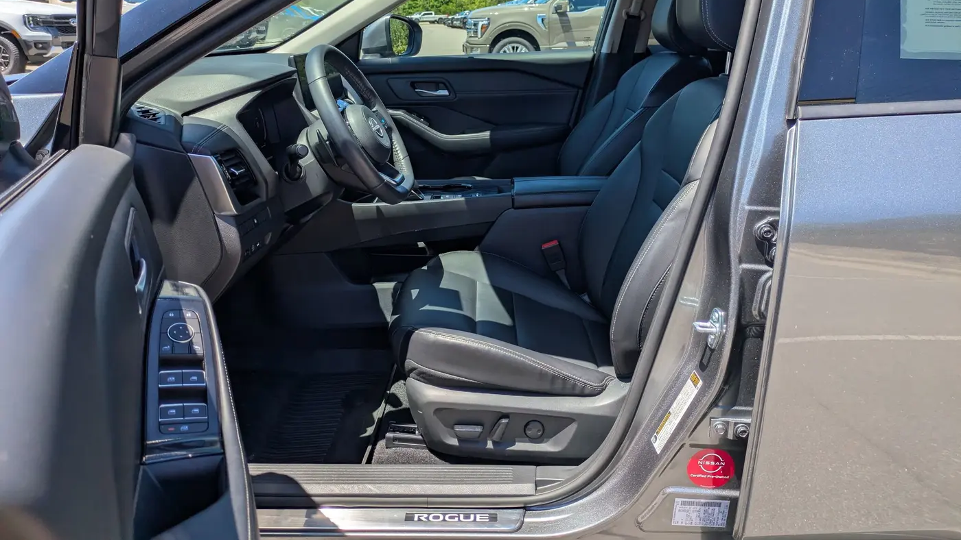 2024 Nissan Rogue SL
